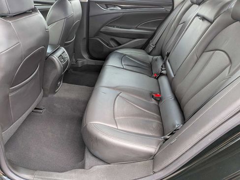 Used 2017 Buick LaCrosse Essence FWD image 17