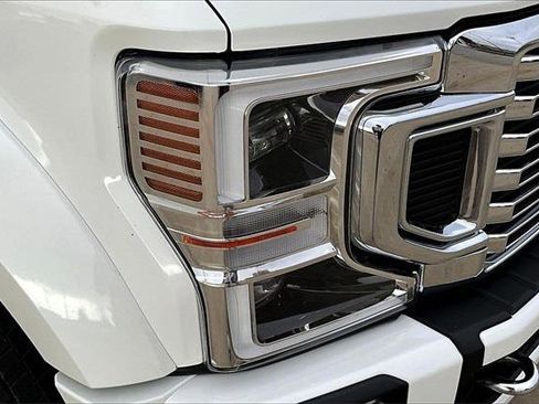Used 2022 Ford F450 Platinum w/ FX4 Off-Road Package image 34