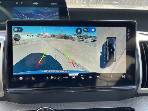 New 2025 Ford Expedition Active image 21