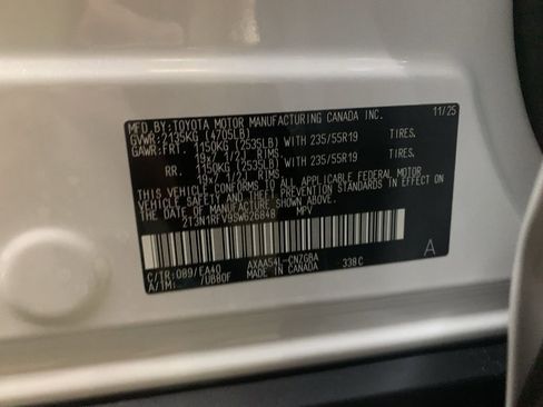 New 2025 Toyota RAV4 Limited image 31