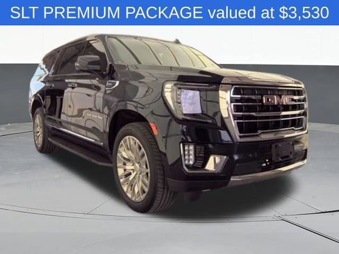 Used 2022 GMC Yukon XL SLT w/ SLT Premium Package AWD/4WD image 2