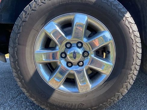 Used 2014 Ford F150 XLT w/ Equipment Group 302A Luxury AWD/4WD image 9