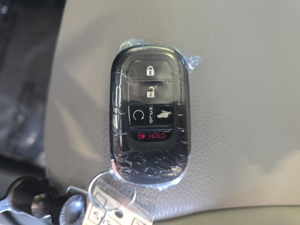 Used 2025 Honda Pilot Touring image 38