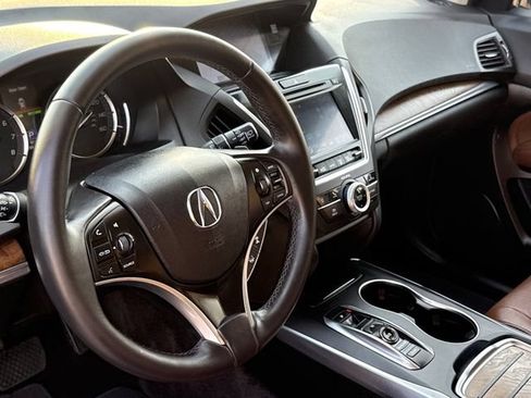 Used 2020 Acura MDX w/ Technology Package FWD image 16