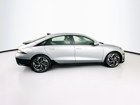 Used 2024 Hyundai Ioniq 6 SEL RWD image 10