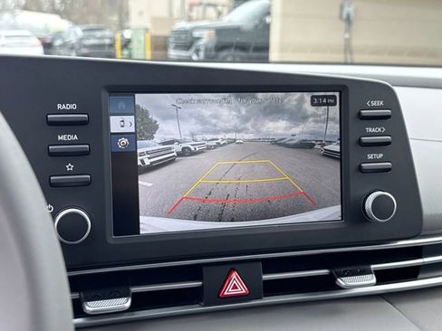 New 2026 Hyundai Elantra Sport FWD image 18