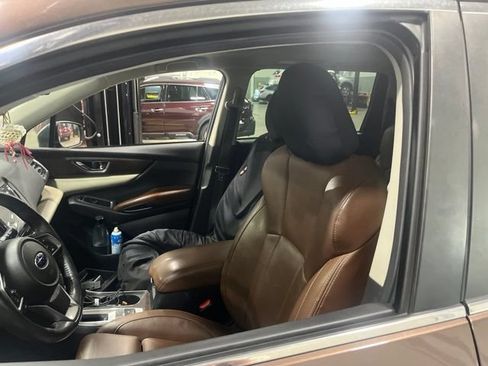 Used 2019 Subaru Ascent Touring w/ Popular Package #3 AWD/4WD image 6