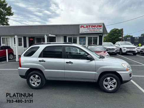 Used 2010 Kia Sportage LX AWD/4WD image 2