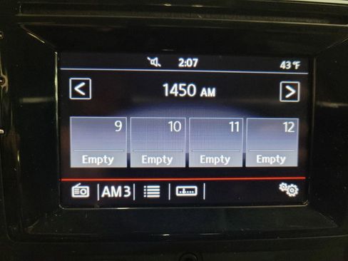 Used 2017 Volkswagen Jetta S image 25