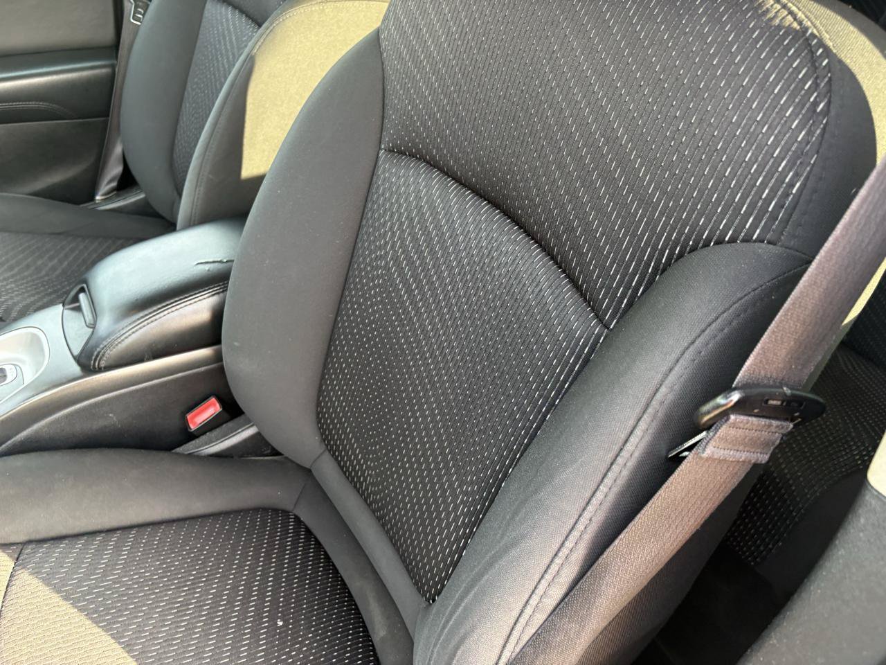 Used 2016 Dodge Journey SE w/ Flexible Seating Group FWD image 16