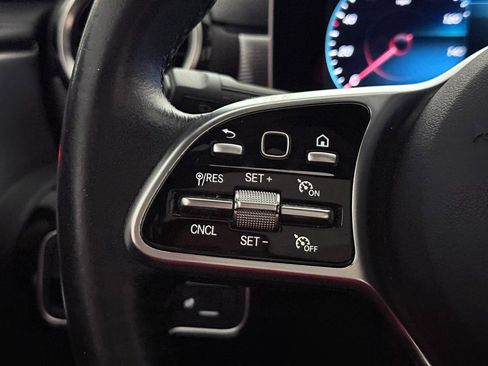 Used 2020 Mercedes-Benz CLA 250 4MATIC image 39