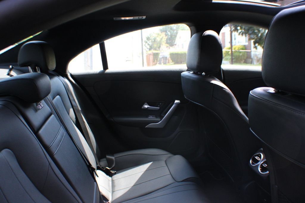 Used 2025 Mercedes-Benz CLA 250 image 26