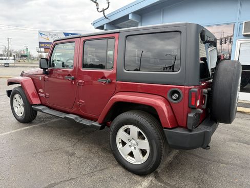 Used 2012 Jeep Wrangler Unlimited Sahara w/ Connectivity Group image 3
