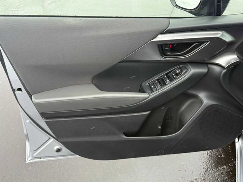 Certified 2025 Subaru Impreza 2.0i image 11