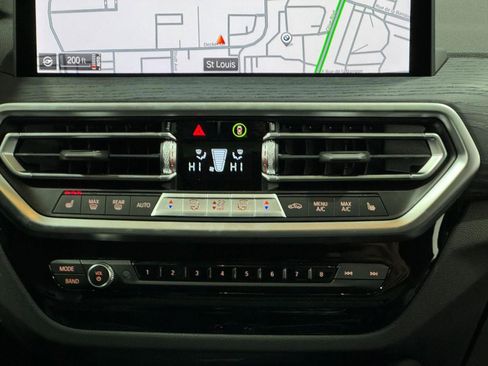 Certified 2025 BMW X4 xDrive30i w/ M Sport Package image 16