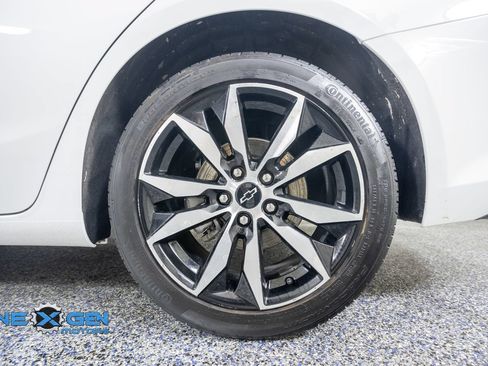 Used 2023 Chevrolet Malibu RS FWD image 43
