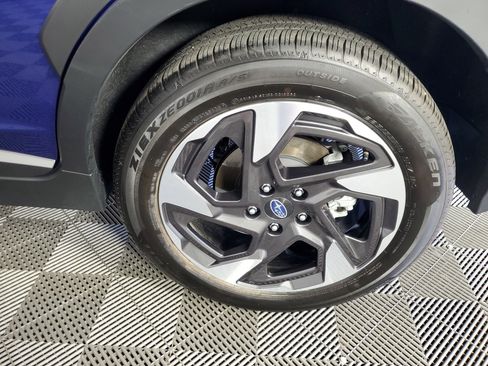 Used 2025 Subaru Crosstrek 2.5i Limited w/ Crosstrek Mirror Package image 33