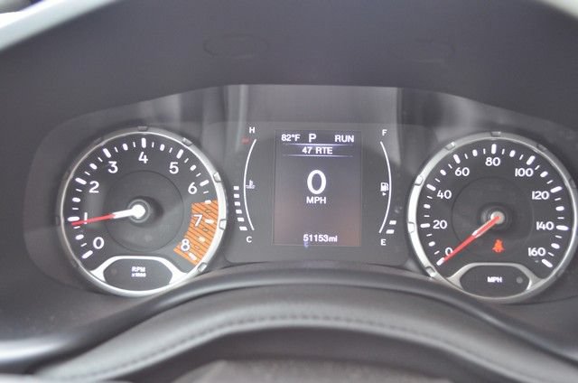 Used 2023 Jeep Renegade Latitude AWD/4WD image 22