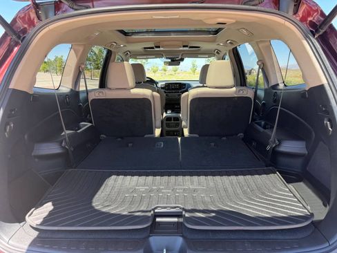 Used 2020 Honda Pilot Elite image 12