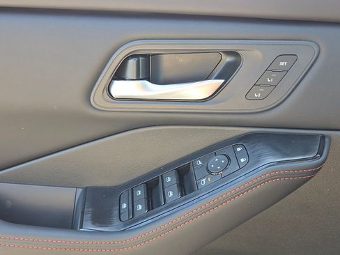 New 2026 Nissan Sentra SL w/ Floor Mat Package FWD image 26