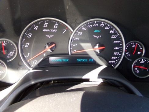 Used 2010 Chevrolet Corvette Coupe w/ Preferred Equipment Group RWD image 21