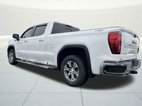 Certified 2022 GMC Sierra 1500 SLT w/ SLT Convenience Package image 3