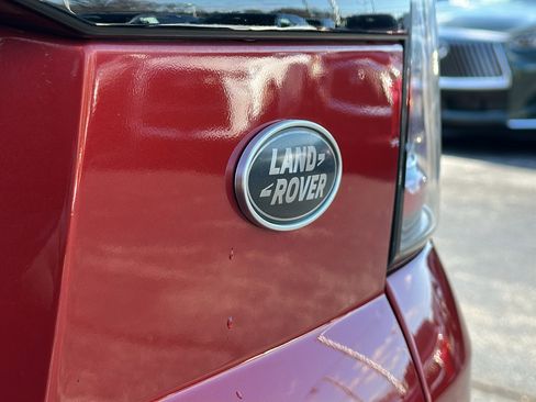 Used 2021 Land Rover Range Rover Sport HST image 10