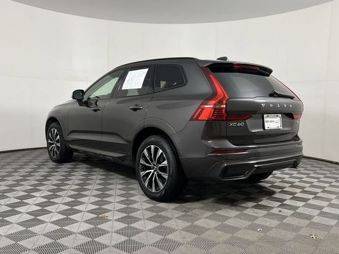 Certified 2025 Volvo XC60 B5 Core w/ Climate Package image 8