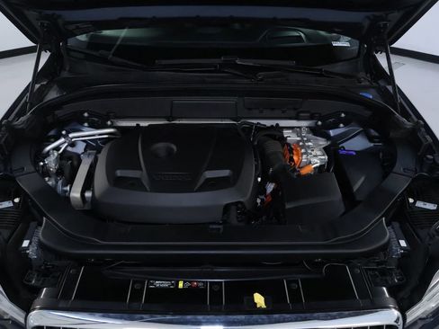 Used 2019 Volvo XC60 T8 Inscription w/ Advanced Package image 33