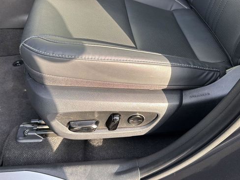 Certified 2025 Lexus NX 250 FWD w/ Towing Package (2000 Lbs) image 27