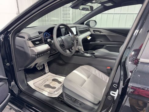 New 2026 Toyota Camry SE image 16
