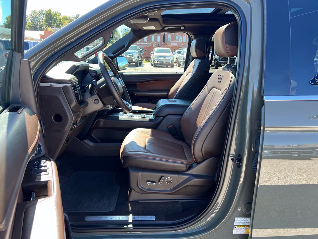Used 2024 Ford Expedition King Ranch AWD/4WD image 14