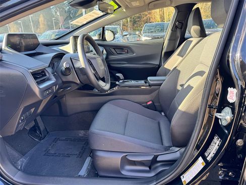 Certified 2025 Toyota Prius LE image 20
