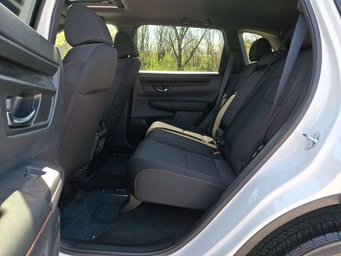 Used 2025 Honda CR-V Sport image 10