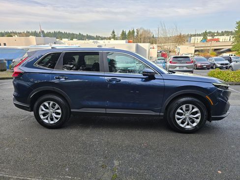 Certified 2025 Honda CR-V LX image 2