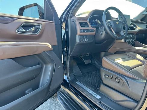 Used 2024 Chevrolet Tahoe High Country image 15