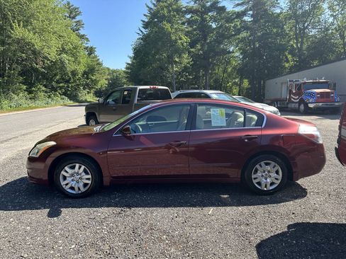 Used 2010 Nissan Altima 2.5 S FWD image 18