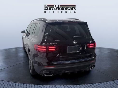 New 2026 Mercedes-Benz GLB 250 4MATIC image 2
