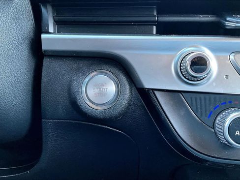 Used 2023 Kia Telluride S image 29