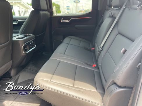 Used 2026 GMC Sierra 1500 SLT w/ SLT Premium Plus Package AWD/4WD image 11