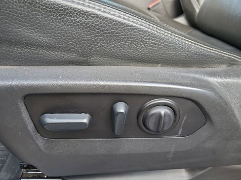 Used 2022 GMC Sierra 3500 Denali image 14