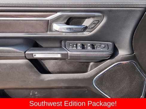 Used 2025 RAM 1500 Laramie AWD/4WD image 34