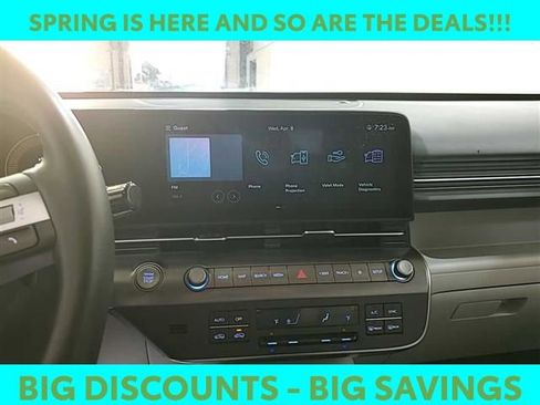 Used 2025 Hyundai Kona SEL image 9