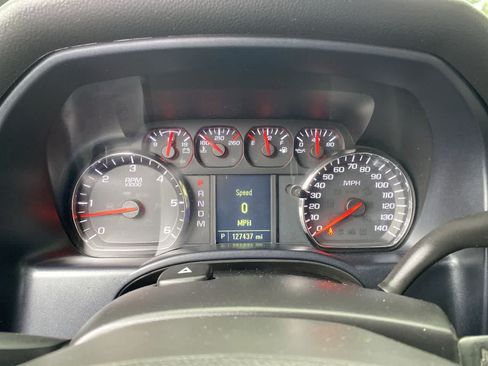Used 2016 Chevrolet Silverado 1500 W/T w/ Trailering Package AWD/4WD image 18