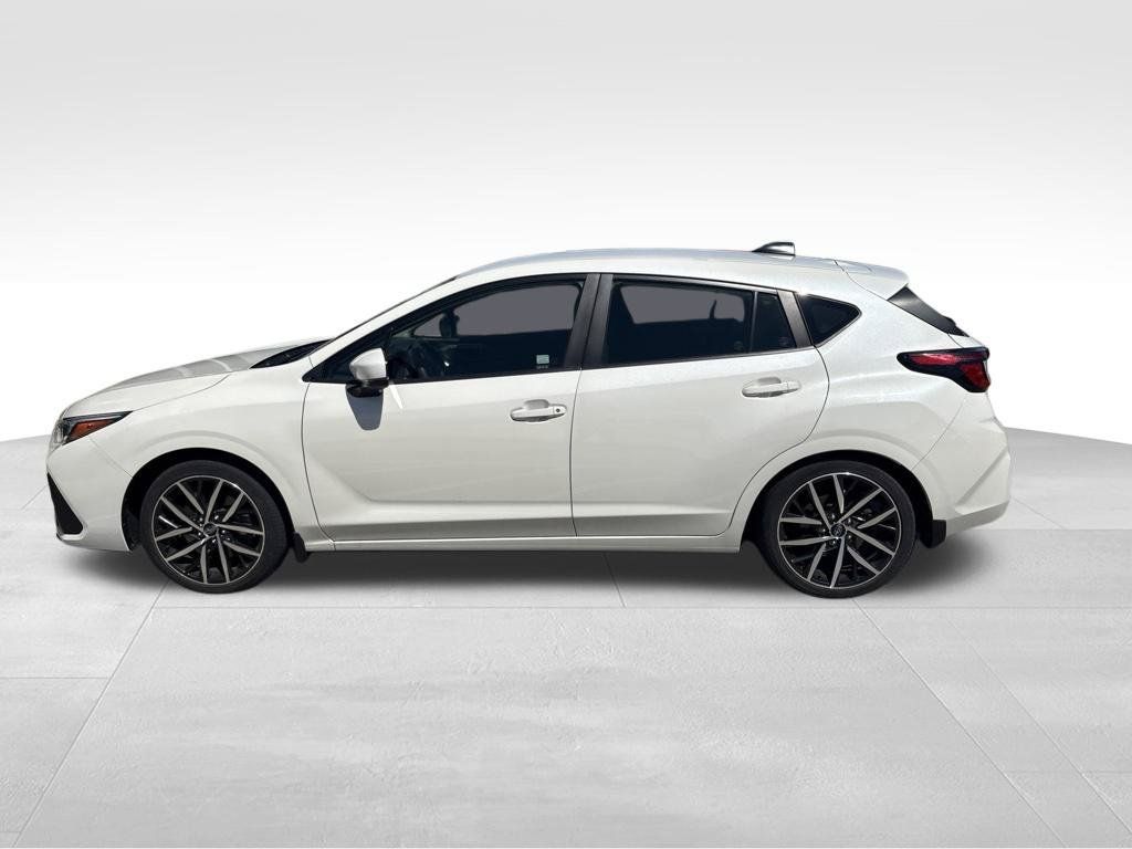 Used 2024 Subaru Impreza 2.0i Sport AWD/4WD image 2