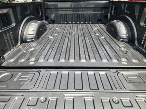 Used 2024 Ford F250 Lariat w/ Chrome Package AWD/4WD image 31