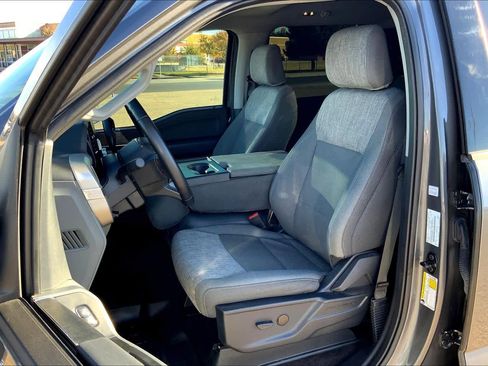 Used 2022 Ford F150 XLT w/ Equipment Group 301A Mid image 7