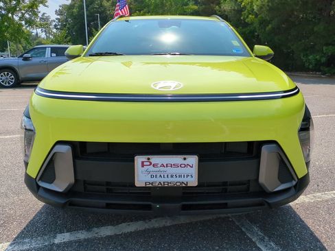 Used 2024 Hyundai Kona SEL w/ Convenience Package FWD image 9