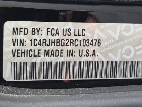 Used 2024 Jeep Grand Cherokee Limited w/ Luxury Tech Group II AWD/4WD image 31