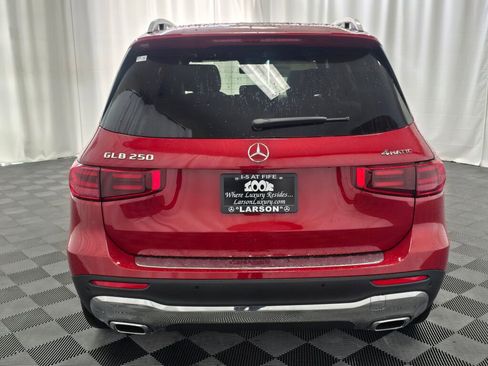 New 2026 Mercedes-Benz GLB 250 GLB 250 image 5